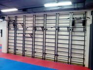 Шведская стенка в спортзале Шведская стенка в спортзале